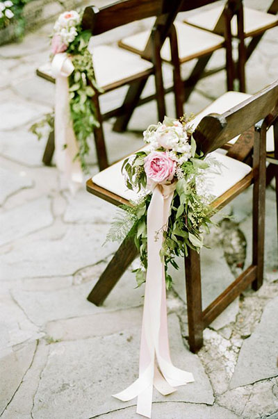 Wedding Flower Ideas | Pew Markers for Spring Weddings