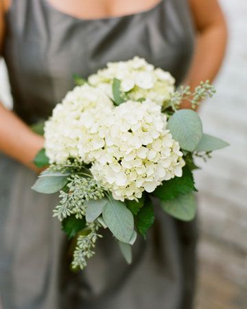 Wedding Flower Ideas | Spring Bridemaids Bouquets