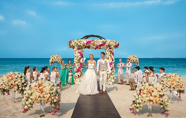 Destination Weddings in Mexico | Rivieria Maya | Beach Wedding at Luxury Resort