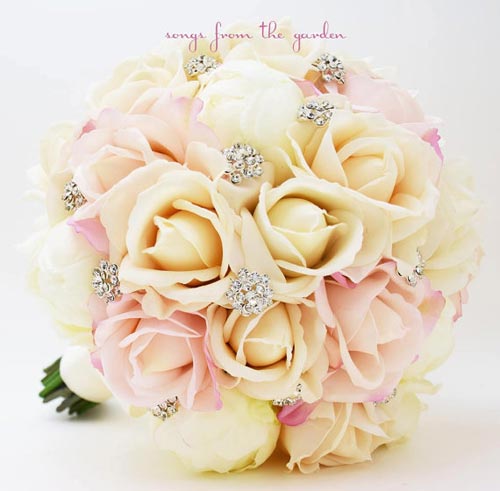 Celebrity Wedding Photos and Ideas: Blush and Ivory Rose Bridal Bouquet