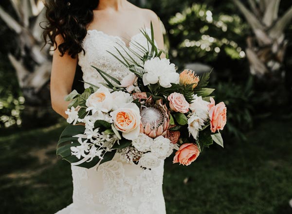 Tropical Coral Bridal Bouquet | Coral Wedding Ideas | Pantone Color of the Year | Peach Weddings