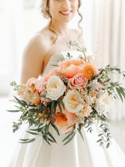Oversized Coral Bridal Bouquet | Coral Wedding Ideas | Pantone Color of the Year | Peach Weddings